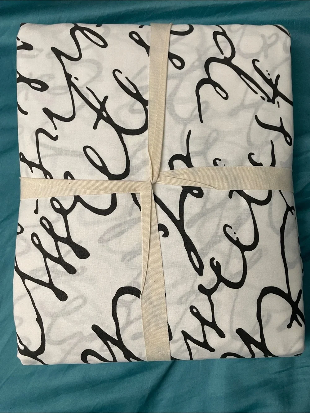 NWT West Elm Script D'Écriture White/Black Duvet Cover Full/Queen + 2 Euro Sham
